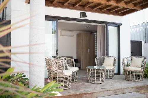 Hostal Toparadis Guest House
