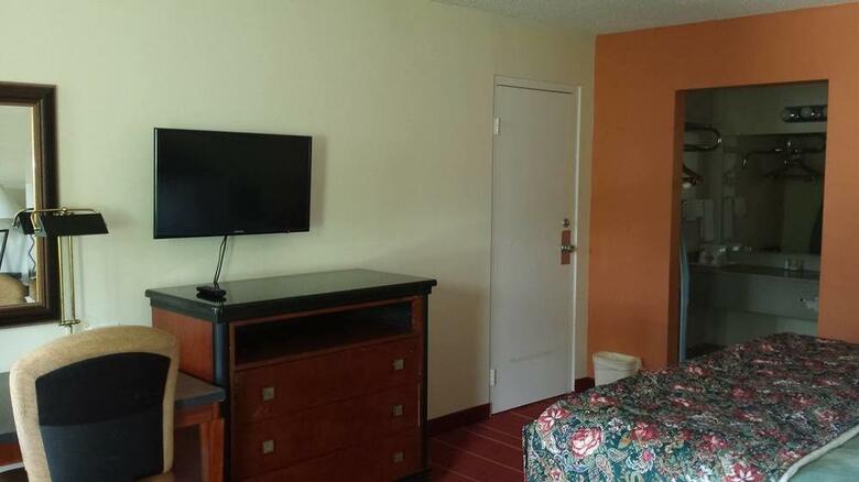 Hotel Quality Inn & Suites