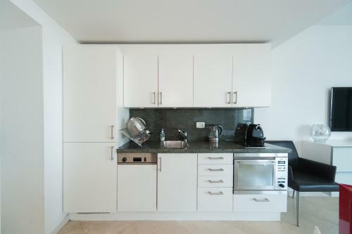 Sea N' Rent - Beachfront Apartments Tel Aviv