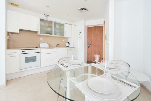 Sea N' Rent - Beachfront Apartments Tel Aviv