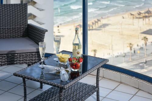Sea N' Rent - Beachfront Apartments Tel Aviv