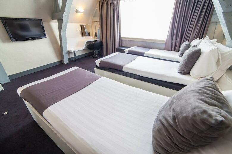 Hotel Cc