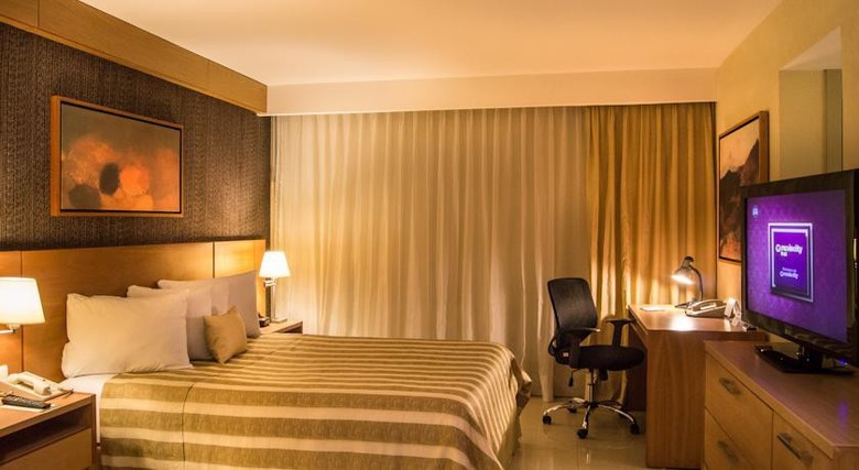 Hotel Staybridge Suites Guadalajara Expo