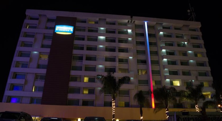 Hotel Staybridge Suites Guadalajara Expo