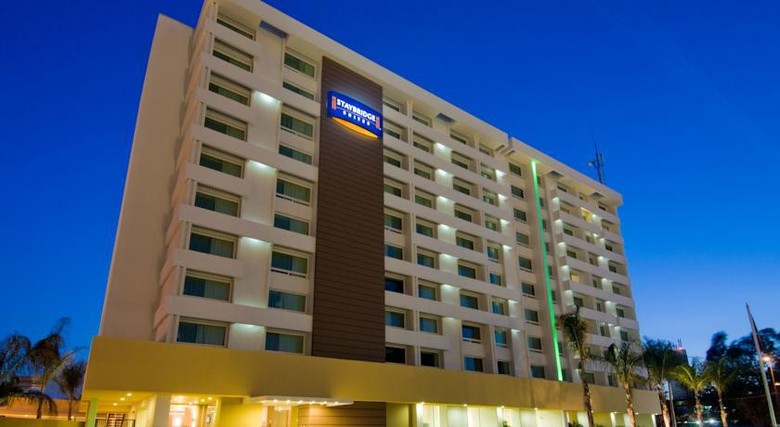 Hotel Staybridge Suites Guadalajara Expo