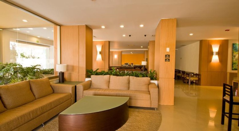 Hotel Staybridge Suites Guadalajara Expo