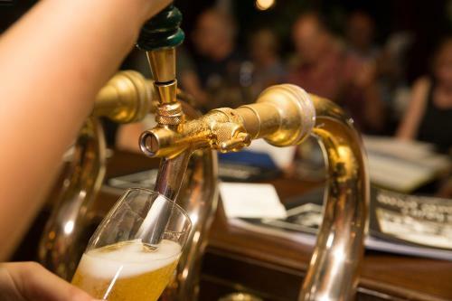 Hajo�s Germania Lodge & Irish Pub