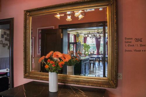 Hajo�s Germania Lodge & Irish Pub