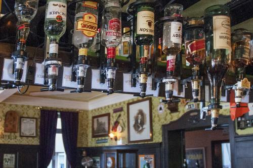 Hajo�s Germania Lodge & Irish Pub
