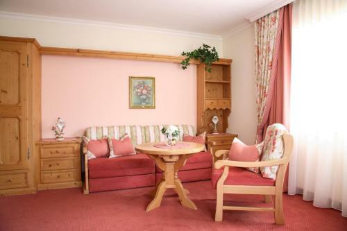 Hostal Landhaus Achental