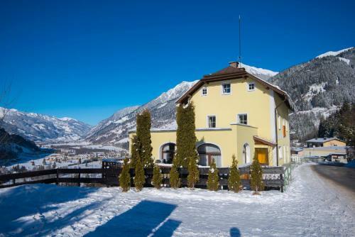 Chalet Bad Berg By Alpentravel