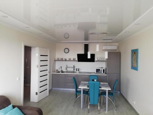 Apartment Kirova 122