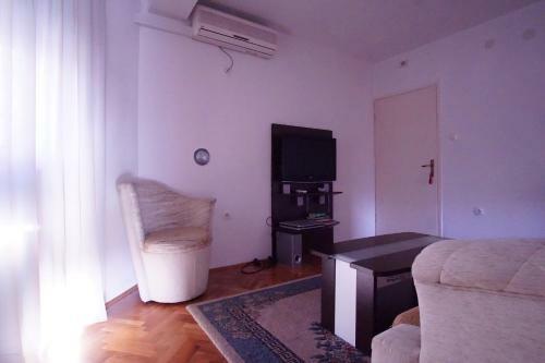 Hostal Apartments Aldi