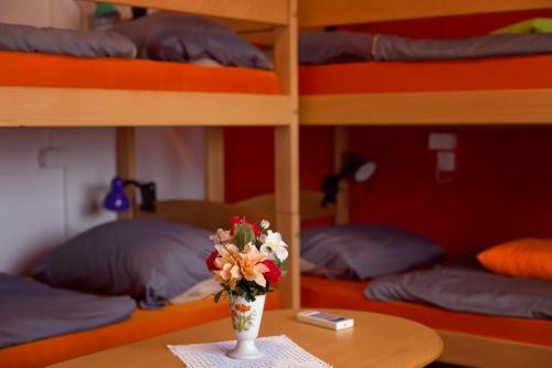Hostal Guesthouse Adi