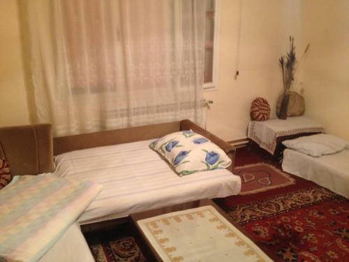 Hostal Mickey's Guest House