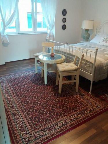 Hostal Apartments & Rooms Little Rock