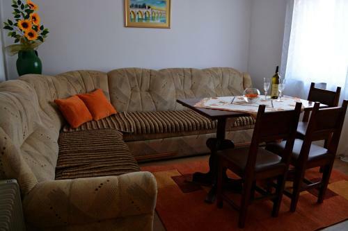 Apartment Lotika
