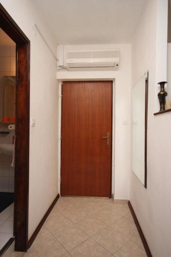 Apartment Drvenik Donja Vala 6756a