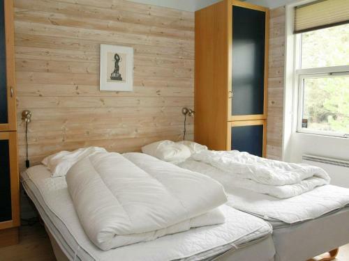 Four-bedroom Holiday Home In �lb�k 9