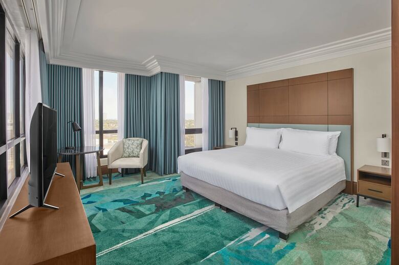 Hotel Holiday Inn Galleria Manila
