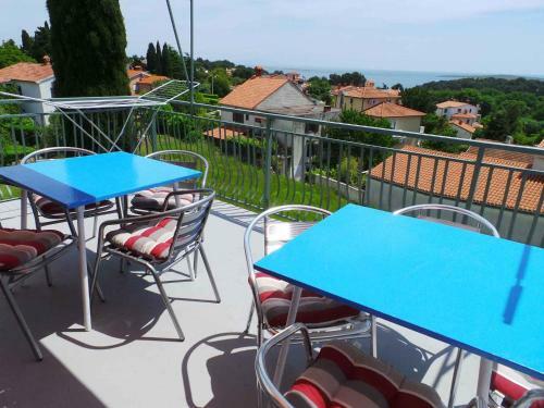 Three-bedroom Apartment In Premantura II