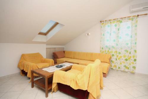 Apartments By The Sea Barbat (rab) - 5005