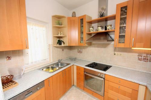 Apartments By The Sea Barbat (rab) - 5005