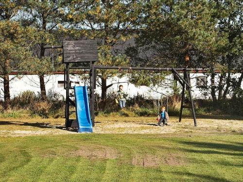 Three-bedroom Holiday Home In L�kken 82