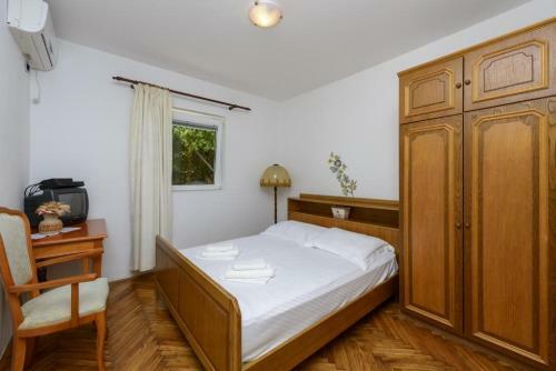 Hostal Apartments Botica