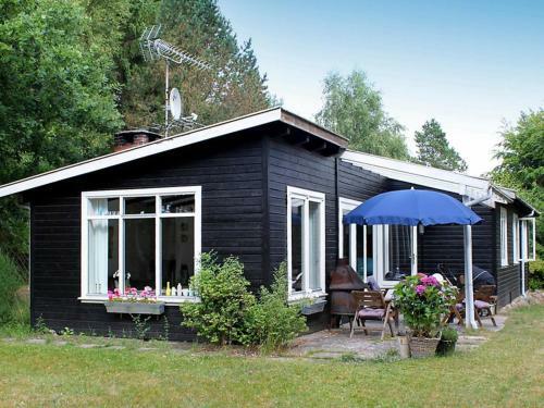 Three-bedroom Holiday Home In Hornb�k 2