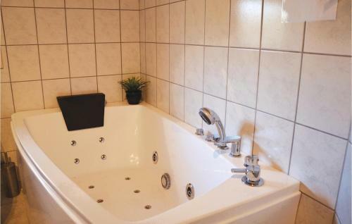 Holiday Home Frederiksv�rk With Fireplace 02