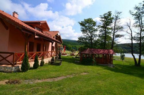Hostal Apartmany U Janka Vinn� Jazero