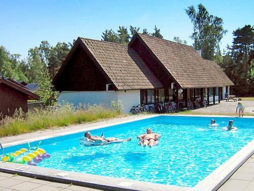 Three-bedroom Holiday Home In Nex� 42