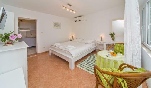 Apartments Jelen