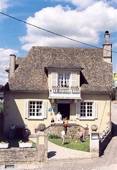 Hotel Auberge De Saint Julien Aux Bois
