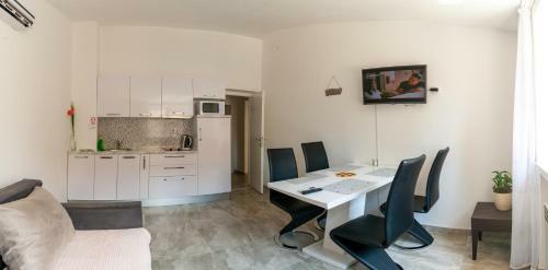Abc Apartments Stobre?
