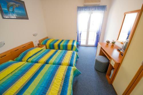 Hostal Apartments And Rooms Villa Javor