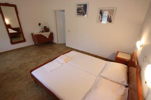 Apartment In Crikvenica With One-bedroom 3