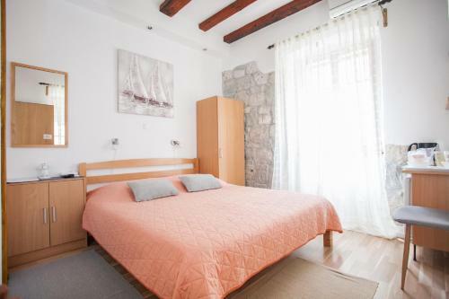 Hostal Guesthouse Trogir Proto