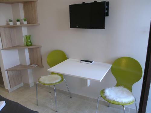 Apartments Dobrila
