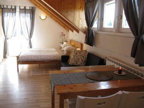 Hostal Apartments And Rooms Kristina