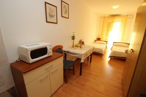 Apartments Jelovac