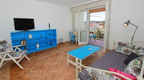 Apartments With A Parking Space Makarska - 11567