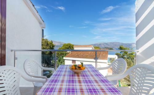 Lumbarda Resort Apartment