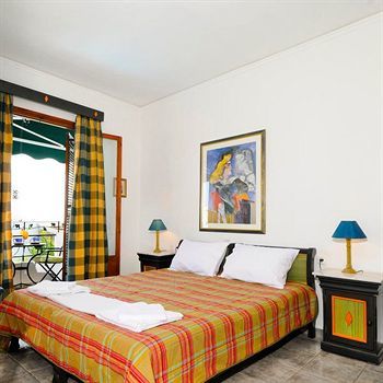 Hotel Yianna