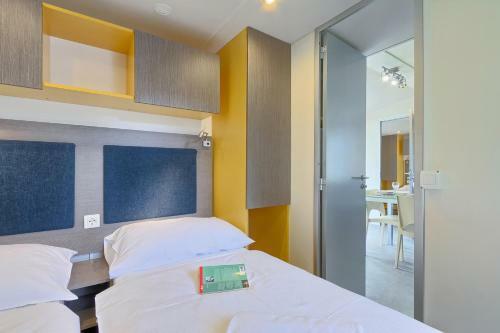 Superior Mobile Homes In Camping Kazela