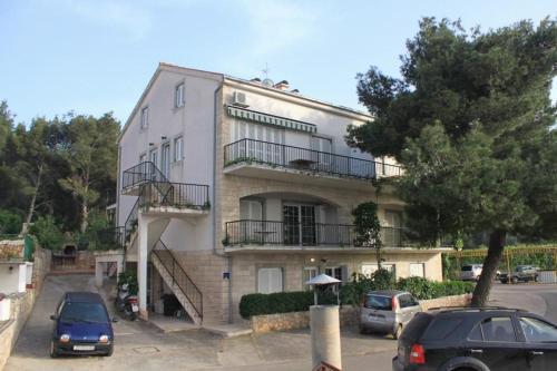 Apartments With A Parking Space Jelsa (hvar) - 8732