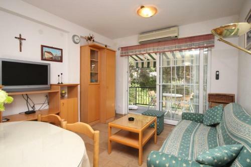 Apartments With A Parking Space Jelsa (hvar) - 8732