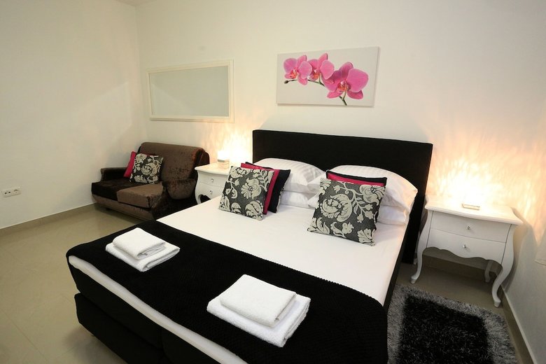 Hostal Central Square Guest House