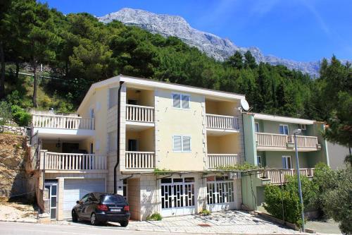 Apartment Baska Voda 10027d